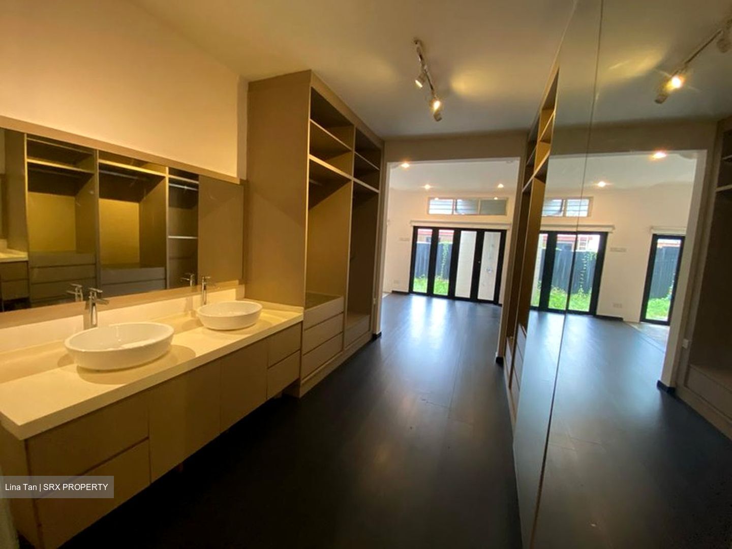 Toh Estate (D17), Terrace #590771091